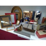 A quantity of frames including gilt oval example & set of 4 mirrors. COLLECT ONLY.