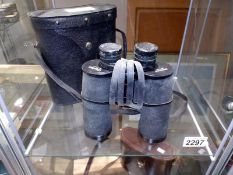 A pair of Dioptex Binoculars 15 x 50