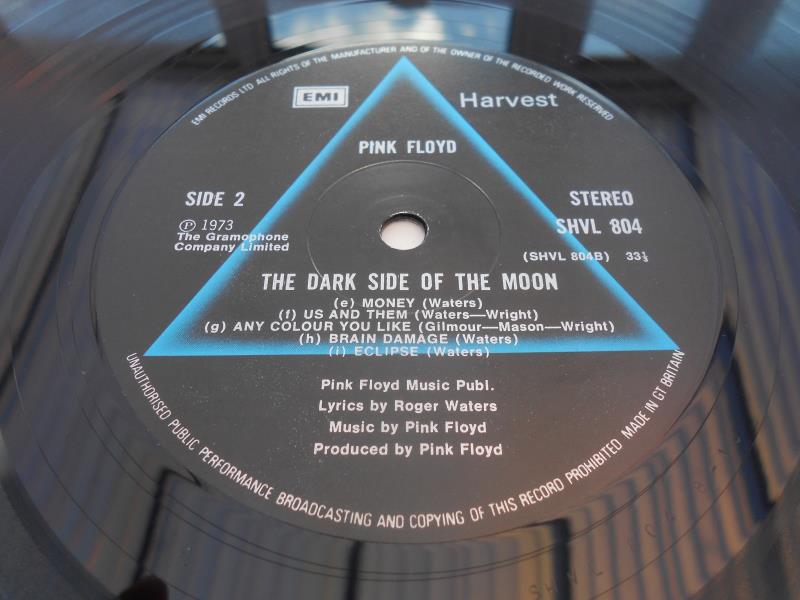 Pink Floyd ? Dark Side of the Moon. UK 1973 LP record SHVL 804 A-11 and B-10 N/M The vinyl is in - Image 9 of 11