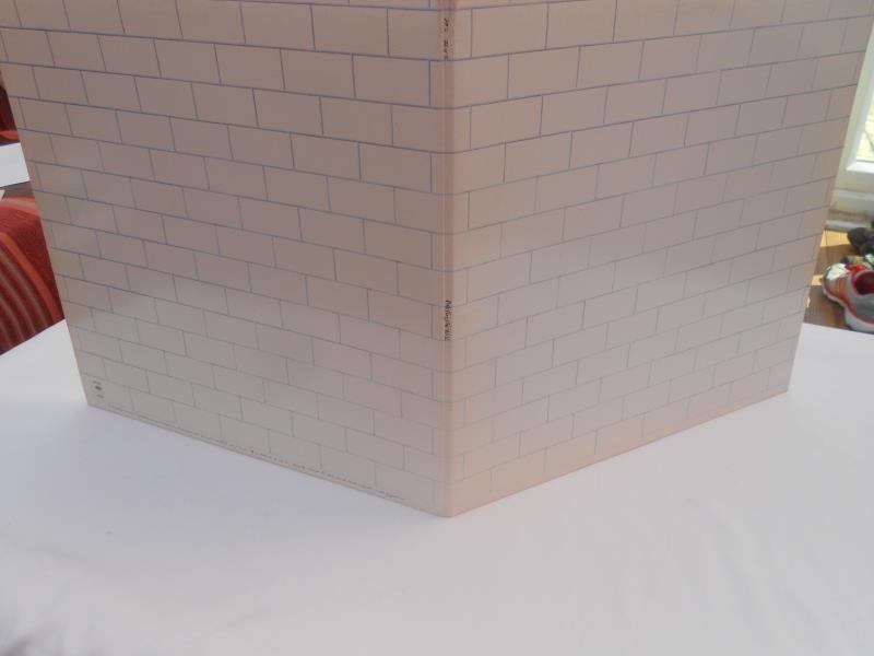 Pink Floyd - The Wall USA LP Record PC2 36183 PAL 36184-1D PBL 36184 1F PAL 36185 1D and PBL36185 1D - Image 6 of 11