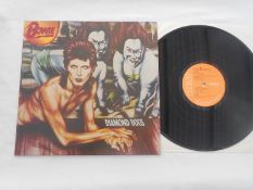 David Bowie - Diamond Dogs UK 1st press record LP APL1 0576 A-1 oly and B-1 oly N/mint The vinyl