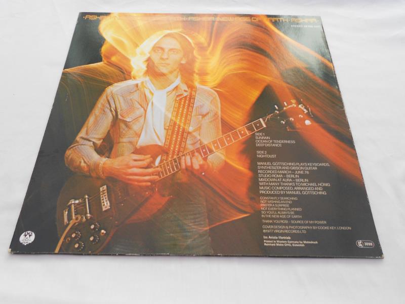 Ashra ? New age of Earth German 1st press record LP 28 958 XOT A-1/77S & B-1/77S EX+ The vinyl is in - Image 5 of 12