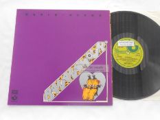 Kevin Ayers ? Bananamour UK 1st press record LP SHVL 807 A-3 and B-3 Ex + The vinyl is in