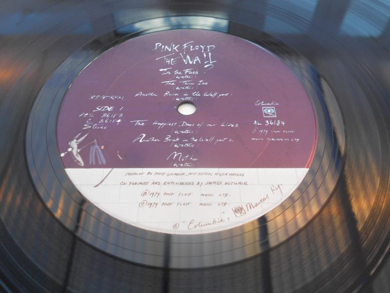 Pink Floyd - The Wall USA LP Record PC2 36183 PAL 36184-1D PBL 36184 1F PAL 36185 1D and PBL36185 1D - Image 8 of 11