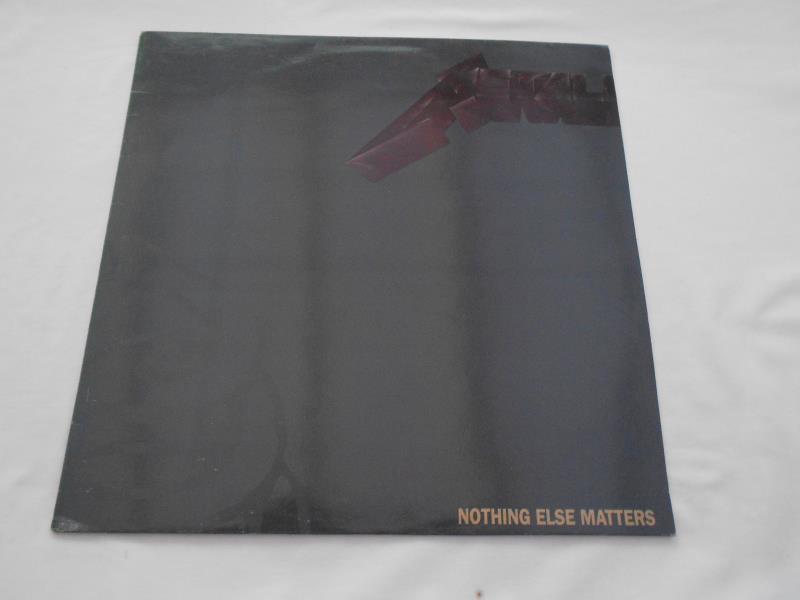 Metallica ? Nothing Else Matters UK 12? record METAL 1012 A-1 and B-1 SNA Logo NM The vinyl is in - Image 2 of 10