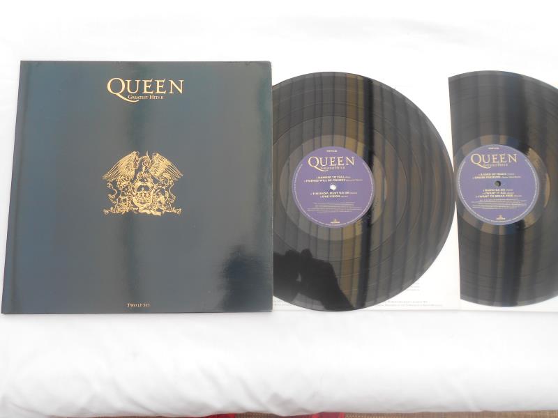 Queen Greatest Hits UK double LP 1st press PMTV 21 A-2U-1-1 and B-1U-1-1 and PMTV 22 A-2-1-2 and B-