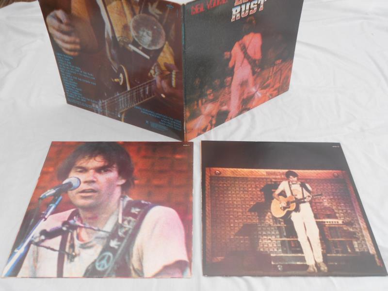 Neil Young collection x 9. All Original LPs In amazing excellent plus to near mint condition - Image 14 of 29