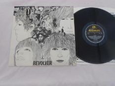 The Beatles - Revolver PMC 7009 UK LP Record XEX 605- 2 XEX 606 ? 2 N/mint The vinyl is in near mint
