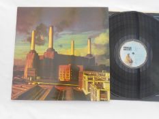 Pink Floyd ? Animals UK 1977 LP record SHVL 815 A-5 and B-6 NM The vinyl is in near mint condition