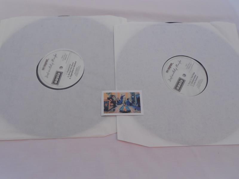 Oasis ? Definitely Maybe UK double LP RKIDLP70 NM Both vinyls are in near mint condition with a high - Image 13 of 13