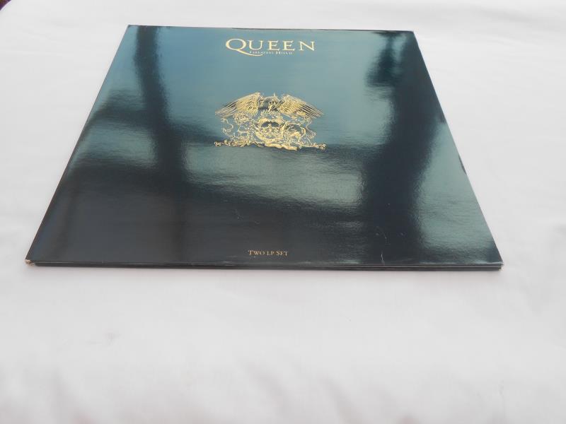 Queen Greatest Hits UK double LP 1st press PMTV 21 A-2U-1-1 and B-1U-1-1 and PMTV 22 A-2-1-2 and B- - Image 2 of 14