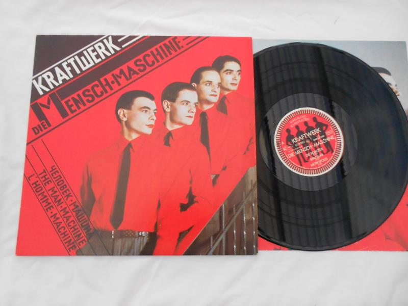 Kraftwerk Collection of 2 x LP?s 1 double LP Excellent condition. Karftwerk The Mix EMI 1408 UK Both - Image 8 of 12