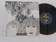 The Beatles - Revolver. UK LP record PMC 7009 XEX 605 - 2 and 606 - 3 /EX+ The vinyl is in excellent