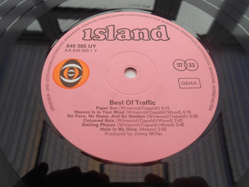 Traffic ? The best of.. German 1st press bullseye record LP 849305 UY 1-Y and 2-Y N/M The vinyl is - Image 6 of 9