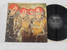 The Who - Odds and Sods UK Record LP Track ACB 254 A and B with Die cut Sleeve EX The vinyl is in
