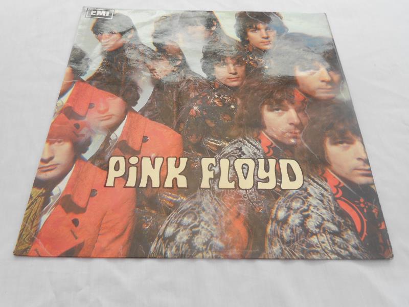 Pink Floyd - Piper at the Gate of Dawn UK LP record SX 6157 The vinyl is only in Good condition as - Image 2 of 8