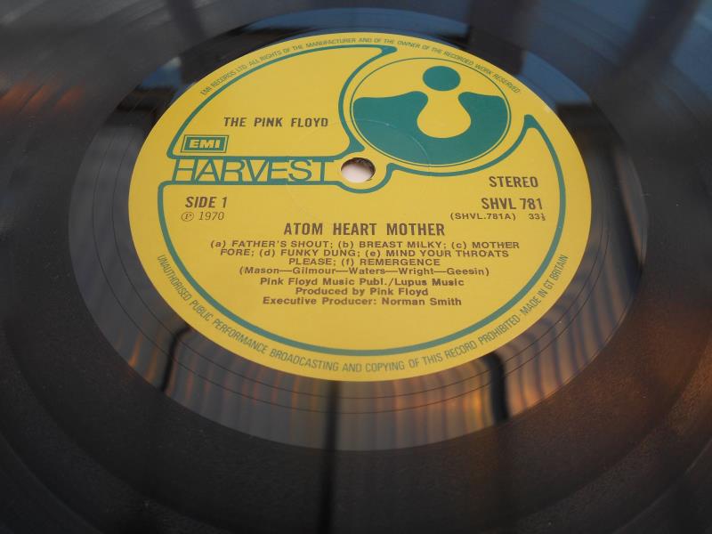 Pink Floyd ? Atom Heart Mother. UK record LP SHVL 781 A- 6 and B-5 NM The vinyl is in near mint - Image 9 of 12