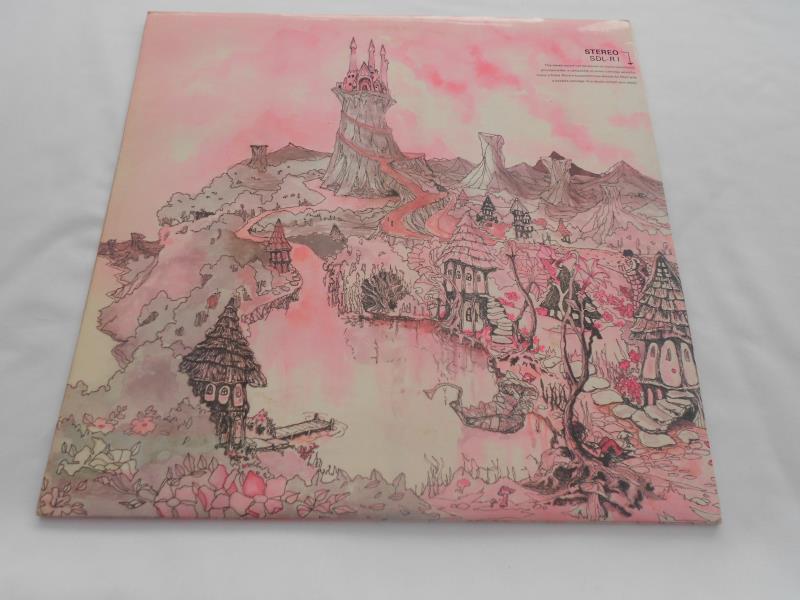 Caravan - In the land of the Grey and Pink UK 1st press SDL R1 ZAL10424 P-1D and ZAL10425 P-1D - Image 6 of 14
