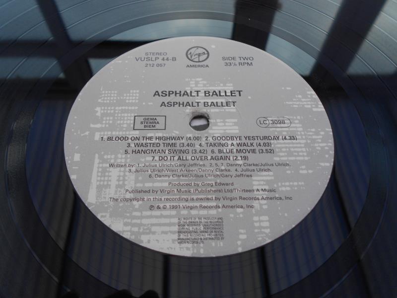 Asphalt Ballet - Asphalt Ballet UK LP Record VUSLP 44 A-1C and B-1C NM The vinyl is in near ment - Image 8 of 11