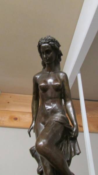 A bronze nude figure on a plinth. - Image 2 of 3