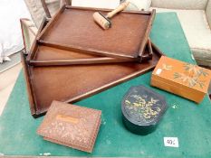 3 wooden trays & a selection of jewellery boxes etc