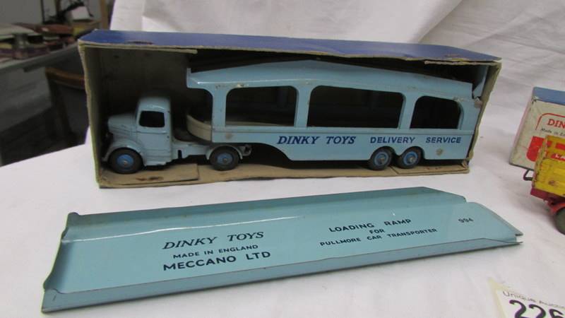 A boxed Dinky 531 Leyland Comet Lorry and a part boxed Bedford 582 Pullmore car transporter. - Image 3 of 3