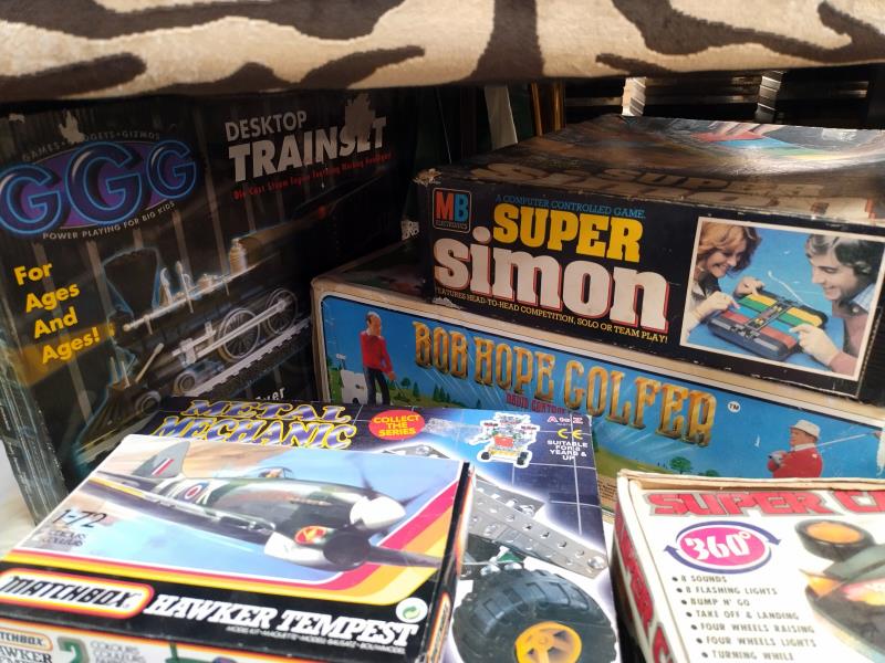 A boxed MB electronics Super Simon, Bob Hope golfer etc, all unchecked COLLECT ONLY - Image 2 of 3