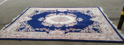 A good quality large Chinese carpet (270cm x 360cm) COLLECT ONLY