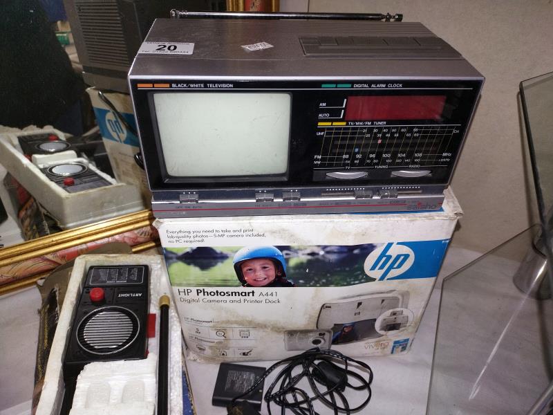 A pair of Artlight walkie talkies, vintage Saisho tv, digital alarm clock etc - Image 3 of 4
