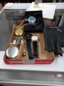 A mixed lot of pocket watches, wristwatches & penknives etc.