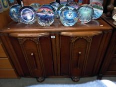 1930's oak sideboard. 122cm x 50cm x height 90cm. COLLECT ONLY.