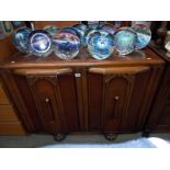 1930's oak sideboard. 122cm x 50cm x height 90cm. COLLECT ONLY.