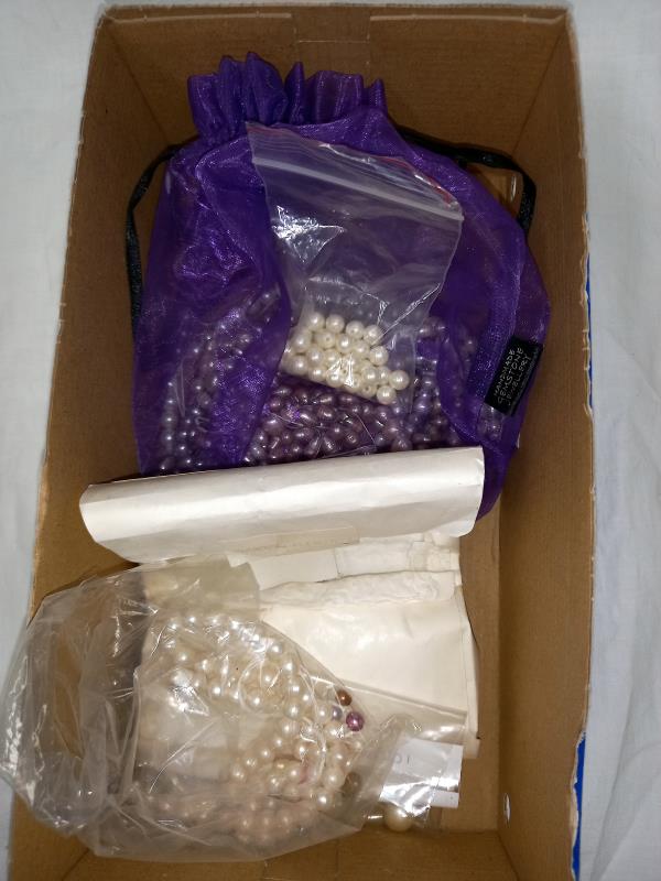 A mixed lot of part made pearl necklaces & pearl beads etc. - Image 2 of 2