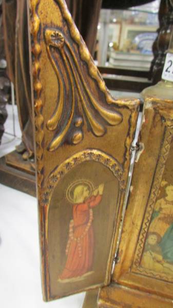 A late 19th-century gilded wooden tryptich icon. - Image 4 of 5