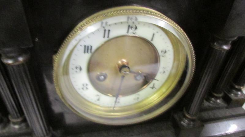A 19th century black Palidian-style mantel clock, COLLECT ONLY. - Image 2 of 2