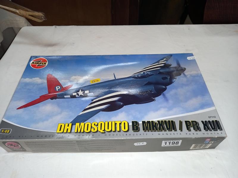 A quantity of Airfix 07112 DH Mosquito, Revell Battlestar Galactica, Cylon Raider model kits etc. - Image 5 of 6