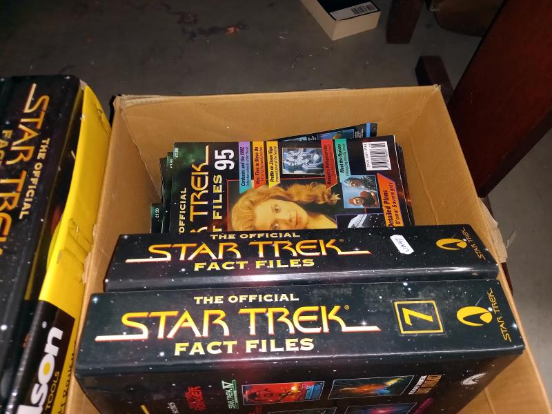 Approximately 9 volumes of Star Trek fact file magazines (in 2 boxes) COLLECT ONLY - Image 3 of 3