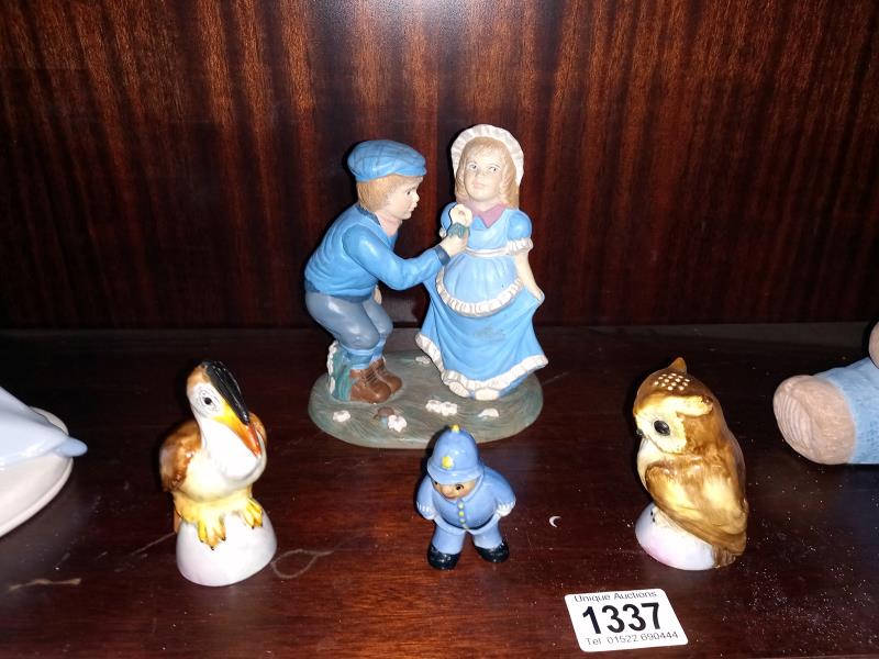 A quantity of miscellaneous figures including porcelain animal & child & plaques with fruit - Image 5 of 6