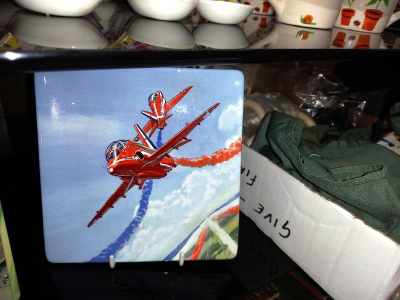 a quantity of collectors plates including limited edition Red Arrows plates and some steam train - Image 3 of 4