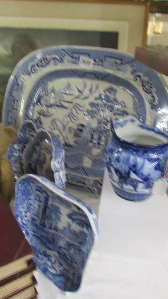 A large blue and white meat platter, 2 Spode dishes and a blue and white jug. COLLECT ONLY.