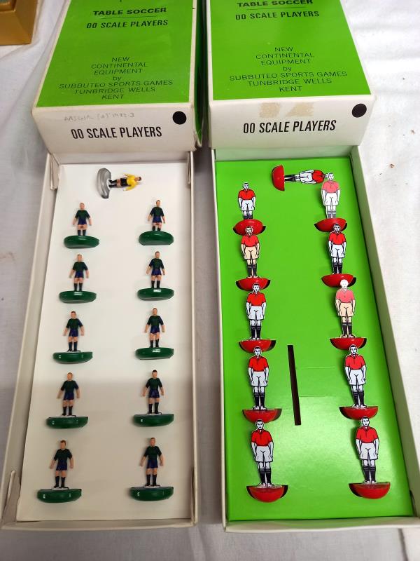 8 UK boxed Subbuteo teams including Darlington, Leeds, including QPR card and Motherwell card - Image 3 of 5