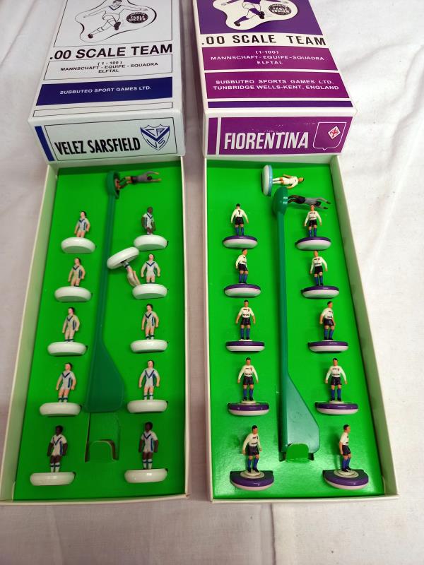 10 boxed subbuteo teams mainly European international including Mexico, Spain, Brasil, Velez - Image 5 of 6