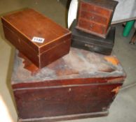 A selection of antique wooden boxes & miniature 3 drawer chest