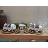 A Staffordshire retro 70's tea set (18 pieces)