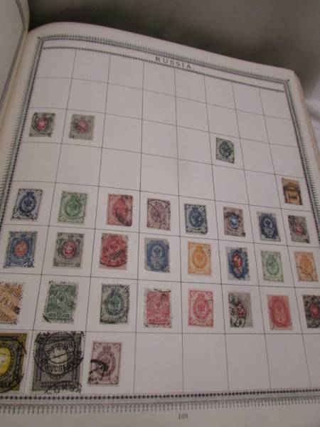 A very good Victorian stamp album of Victorian and early 20th century stamps including GB penny - Bild 22 aus 50