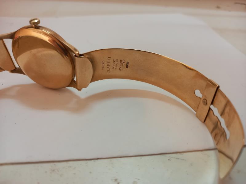 A 9ct gold Omega wrist watch on a 9ct gold strap, in working order. - Image 8 of 11