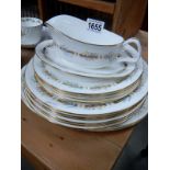 A Minton part dinner set - Rhapsody (14 pieces)