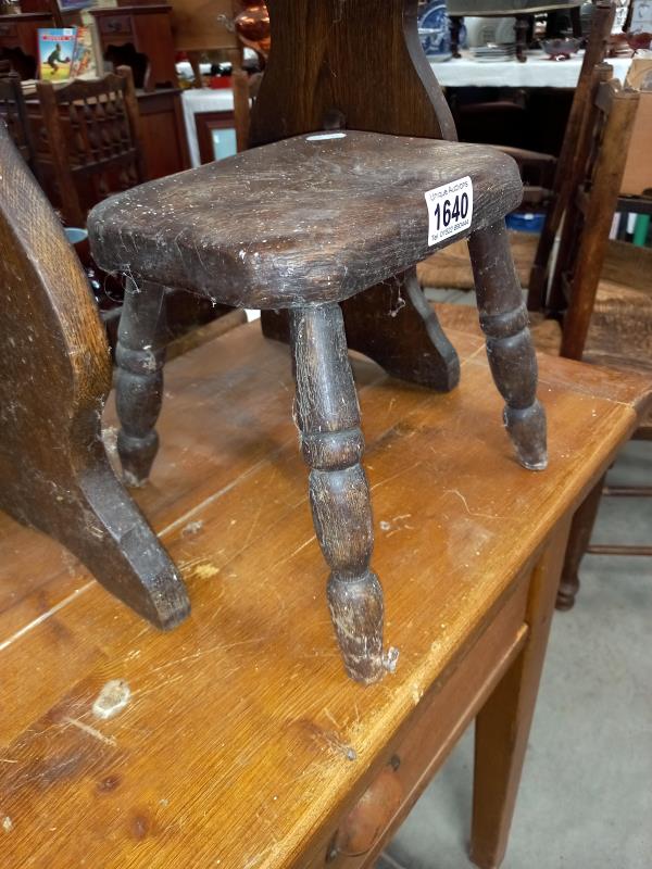 An old 4 legged stool - Image 2 of 2