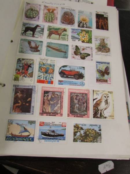 A collection of world stamps in five albums. - Image 8 of 11