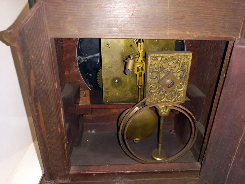 An early 20th century mantle clock in working order - Image 3 of 3